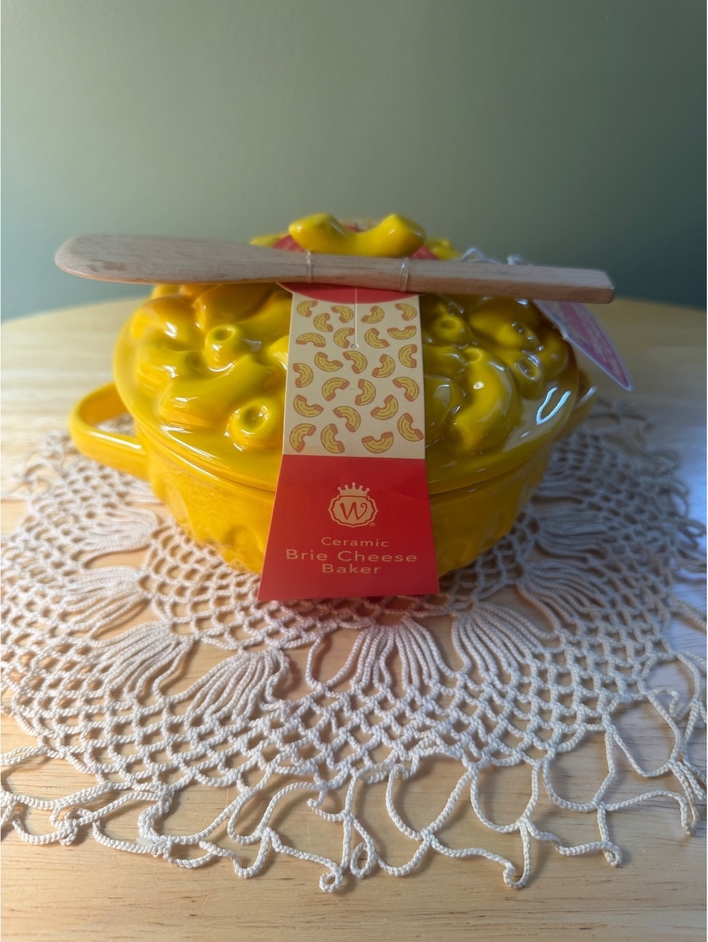 Ceramic Brie Cheese Baker with Wooden Spreader